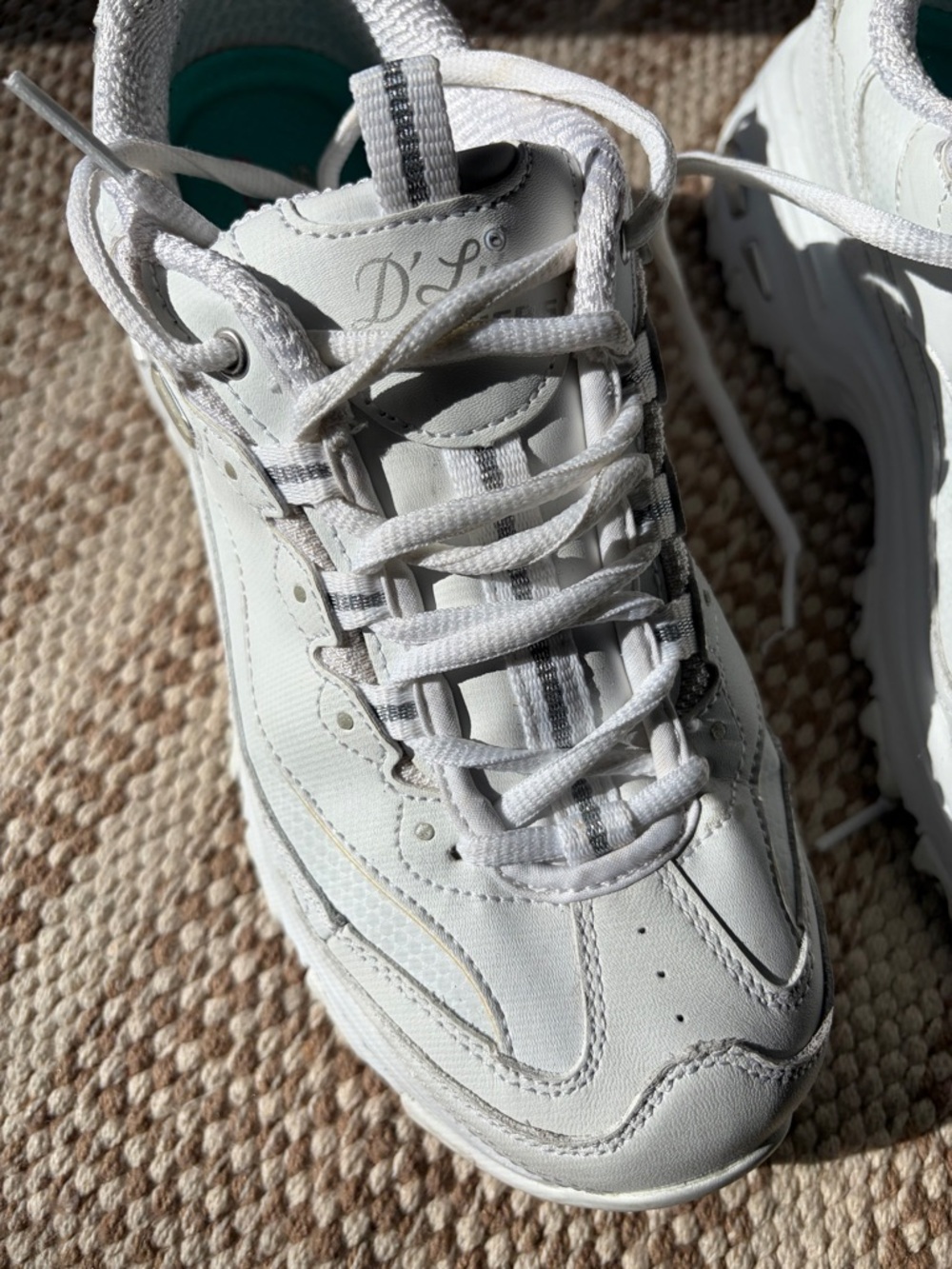 Skechers White 9 wide, Sneakers with Aqua Insole D’Lite, memory foam - Picture 2 of 10